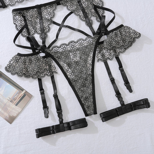 Garter Intimates Set