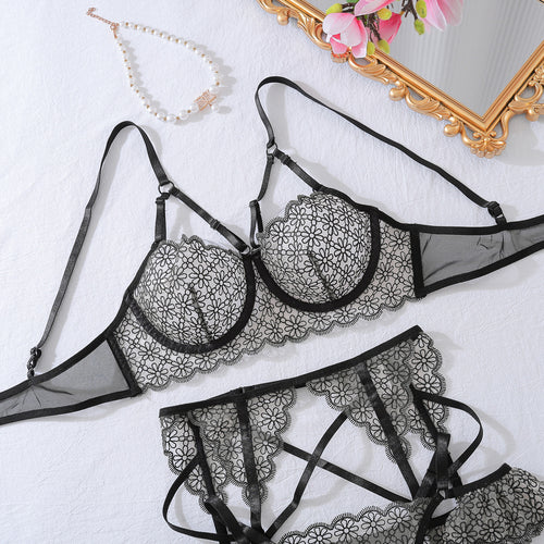Garter Intimates Set